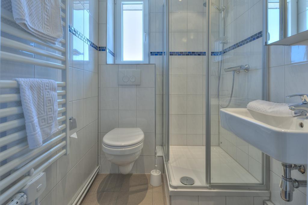Hotel Morgensonne Garni Busum Bagian luar foto